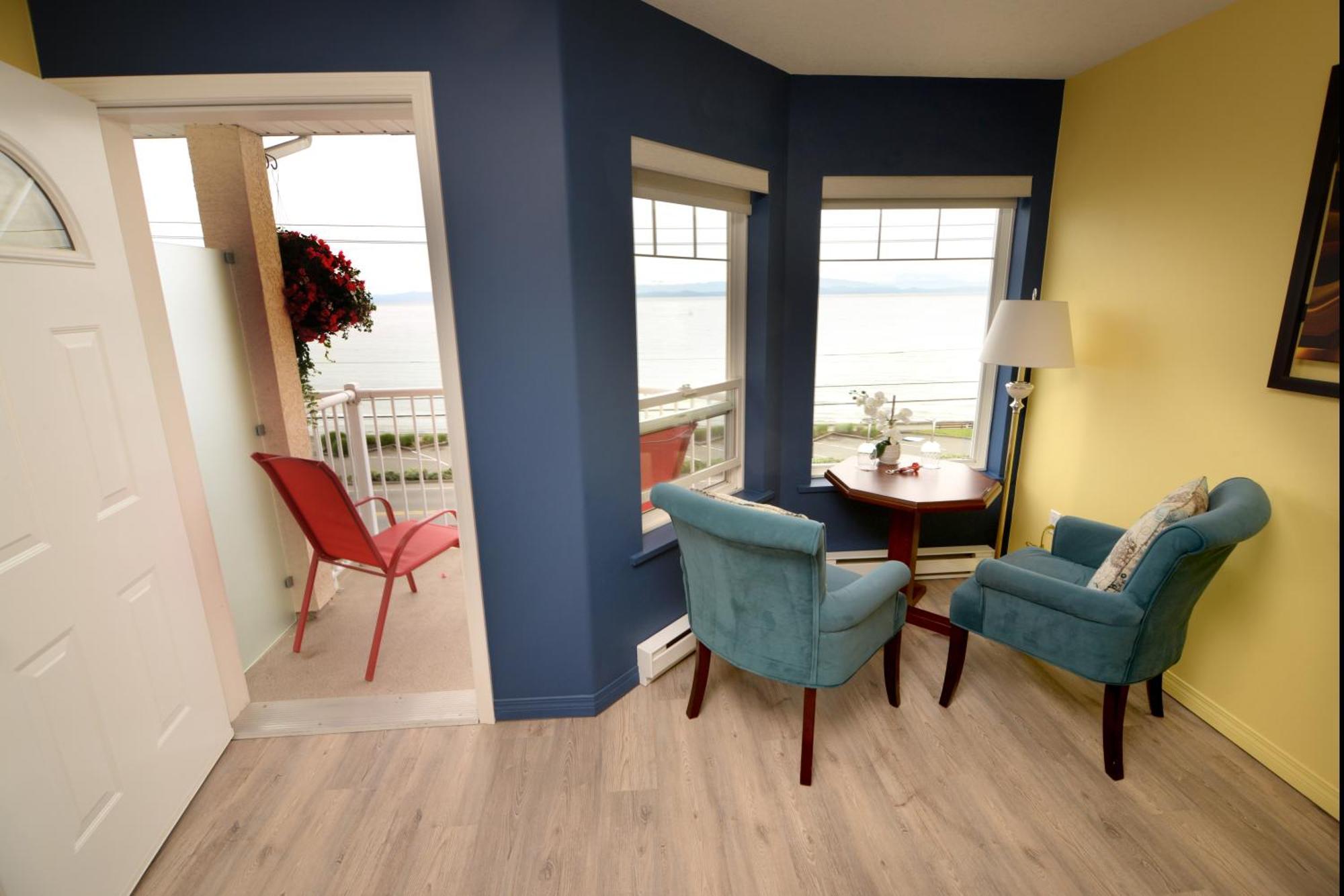 Casa Grande Inn Qualicum Beach Bagian luar foto