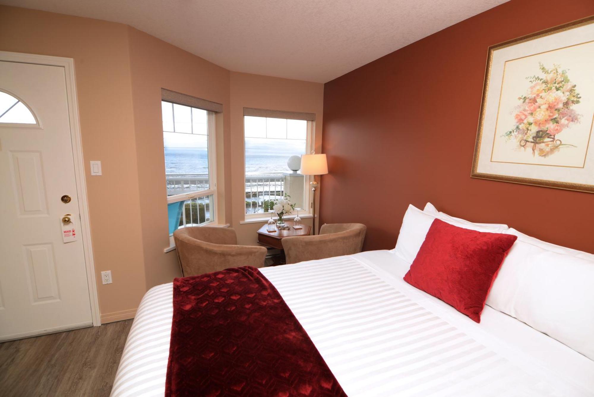 Casa Grande Inn Qualicum Beach Bagian luar foto