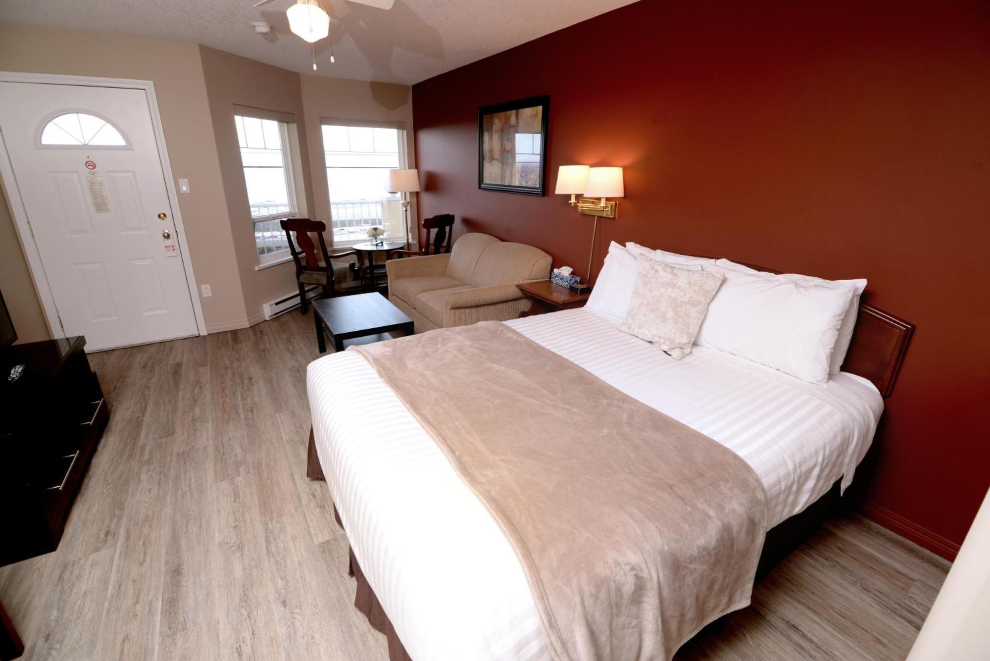 Casa Grande Inn Qualicum Beach Bagian luar foto